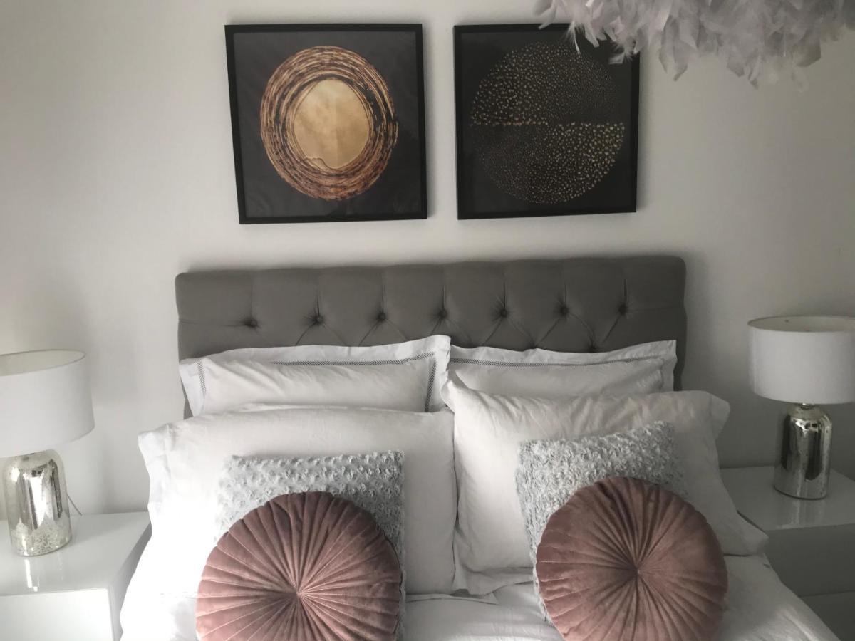 Castle Donington Apartment ภายนอก รูปภาพ
